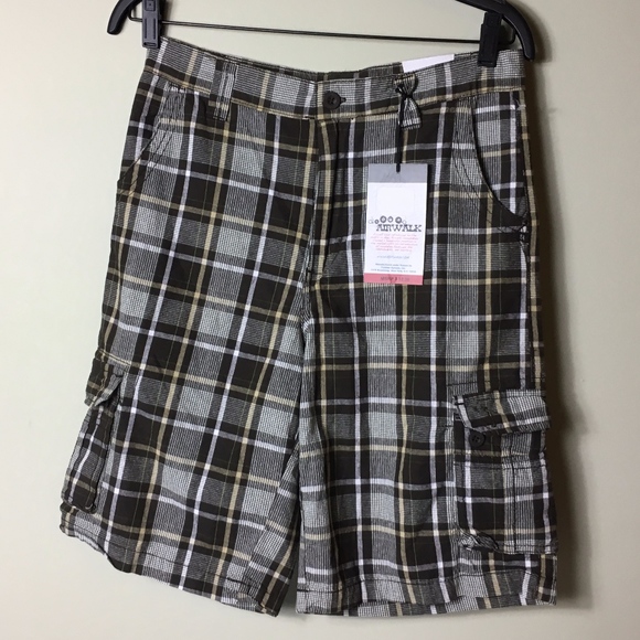 NWT - NEW Airwalk 100% Cotton Boy's Plaid Shorts - Picture 1 of 6